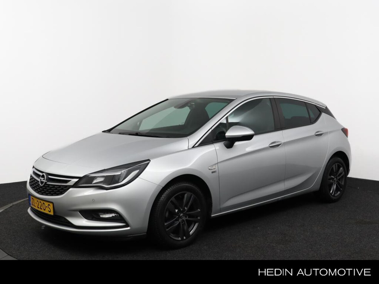 Opel Astra - 1.0 105 pk 120 Jaar Edition | Navigatie | Camera | Climate control | AGR-stoelen | Carplay - AutoWereld.nl