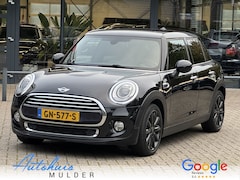 MINI Cooper - 1.5 Chili Business 5Drs/Navigatie/Led/Leder/Zwart hemel/PDC/Stoelverwarming/Cruise/Climate