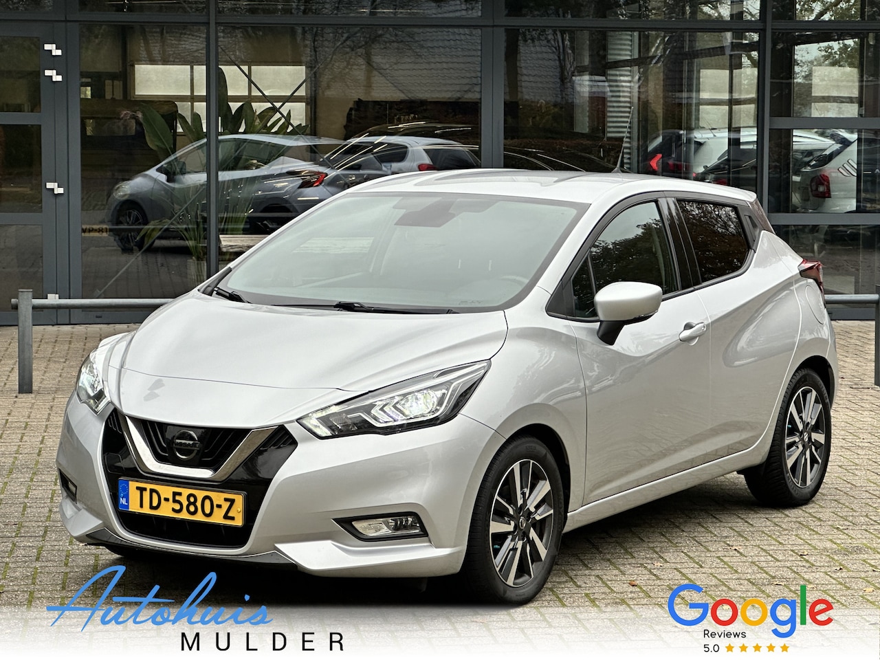 Nissan Micra - 0.9 IG-T N-Connecta/Airco/Cruise/Navigatie/Keyless entry/Led - AutoWereld.nl