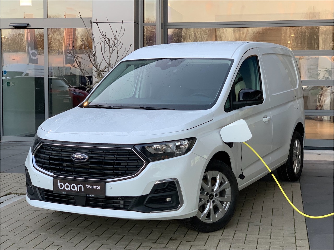 Ford Transit Connect - 1.5 PHEV L1 Limited | 119 KM Elektrisch | AGR Stoel | Winter Pack | Keyless Entry | - AutoWereld.nl