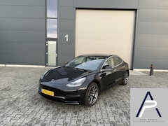 Tesla Model 3 - Long Range AWD 75 kWh Zwart Incl BTW 82000km