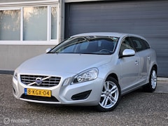 Volvo V60 - 1.6 T3 Airco Navi dealer onderhouden clima