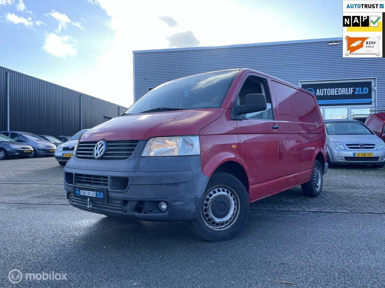 Volkswagen Transporter - 2.5 TDI /CARPLAY/CRUISE CONTR./TREKH. - AutoWereld.nl