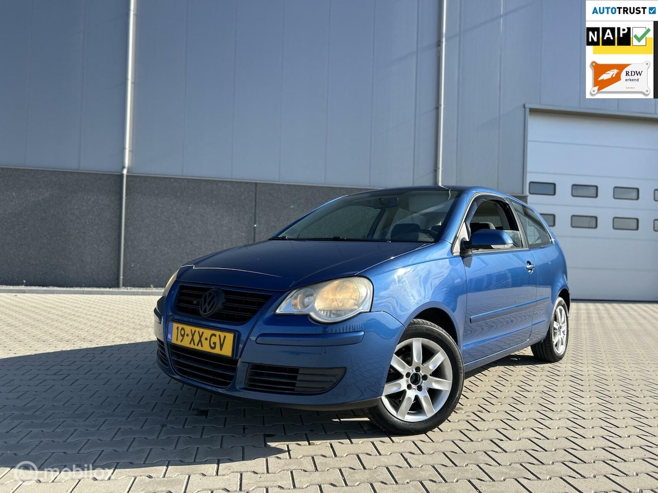 Volkswagen Polo - 1.6-16V Optive/NAP/APK/AIRCO/BLUETOOTH - AutoWereld.nl