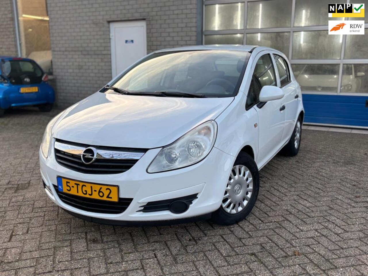 Opel Corsa - 1.4-16V Edition 1.4-16V Edition - AutoWereld.nl