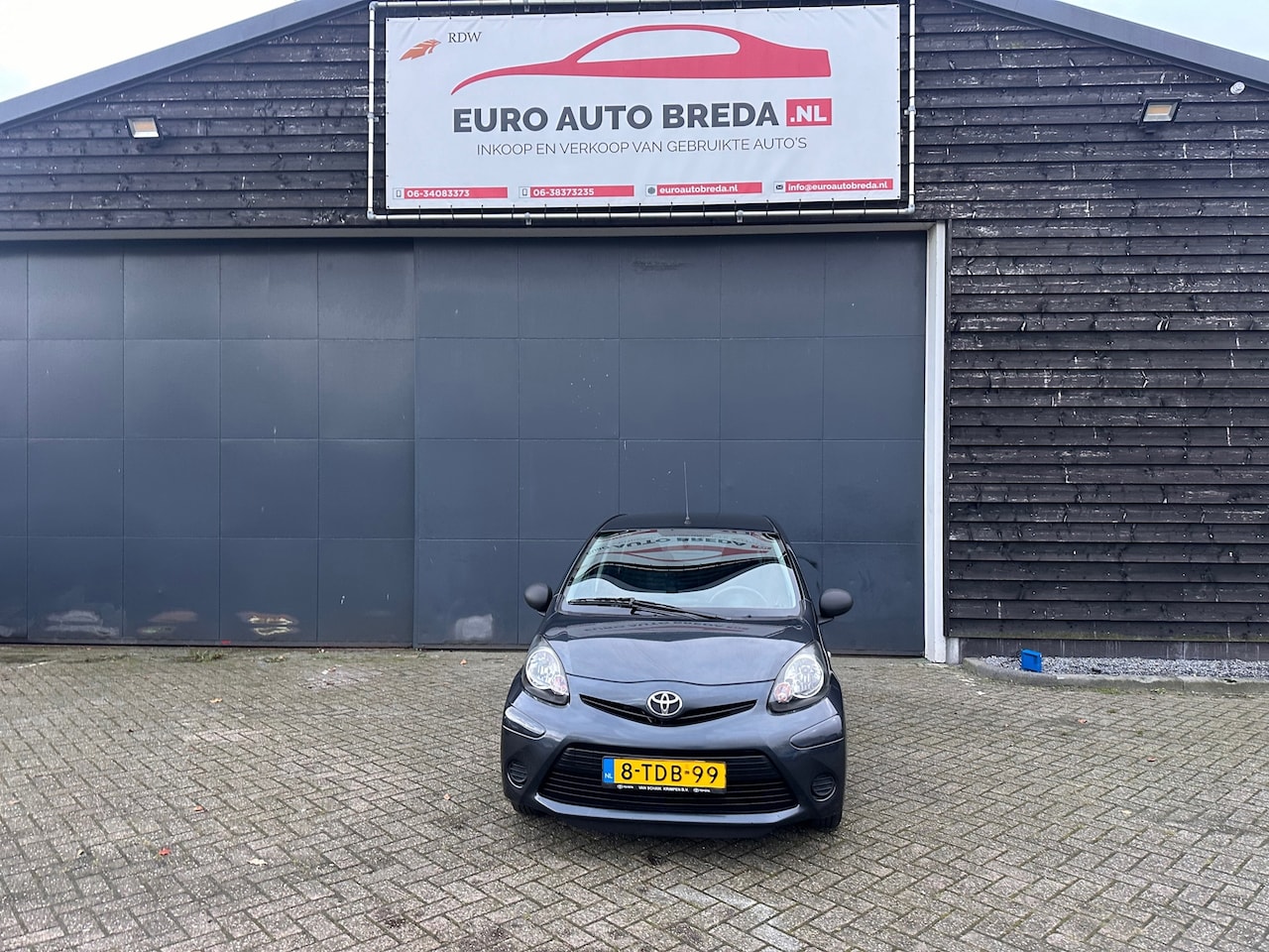 Toyota Aygo - 1.0 VVT-i Now 1.0 VVT-i Now - AutoWereld.nl