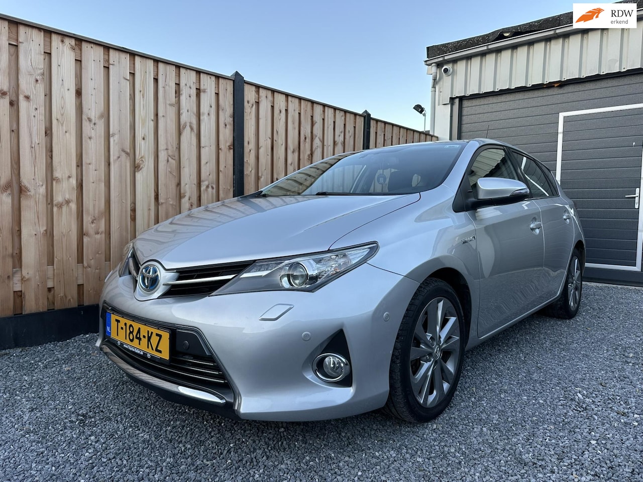 Toyota Auris - 1.8 Hybrid Executive Cruise | Climate | Navi - AutoWereld.nl