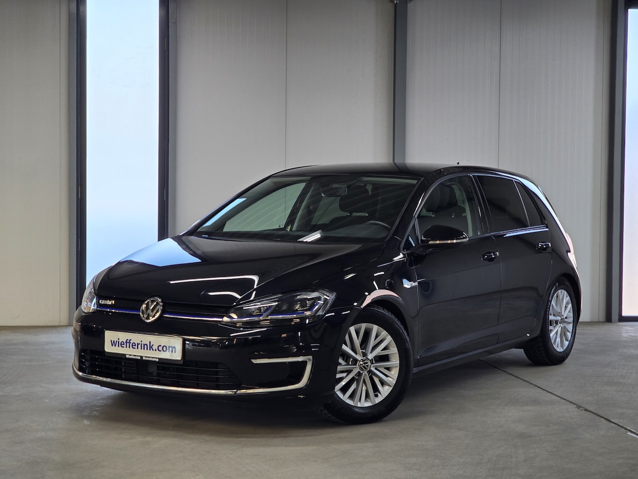 Volkswagen e-Golf - e-Golf Navi Led Apple Carplay/Android Auto - AutoWereld.nl