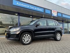 Volkswagen Tiguan - 1.4 TSI Comf.&Design| Clima, Cruise, Navi, Trekhaak