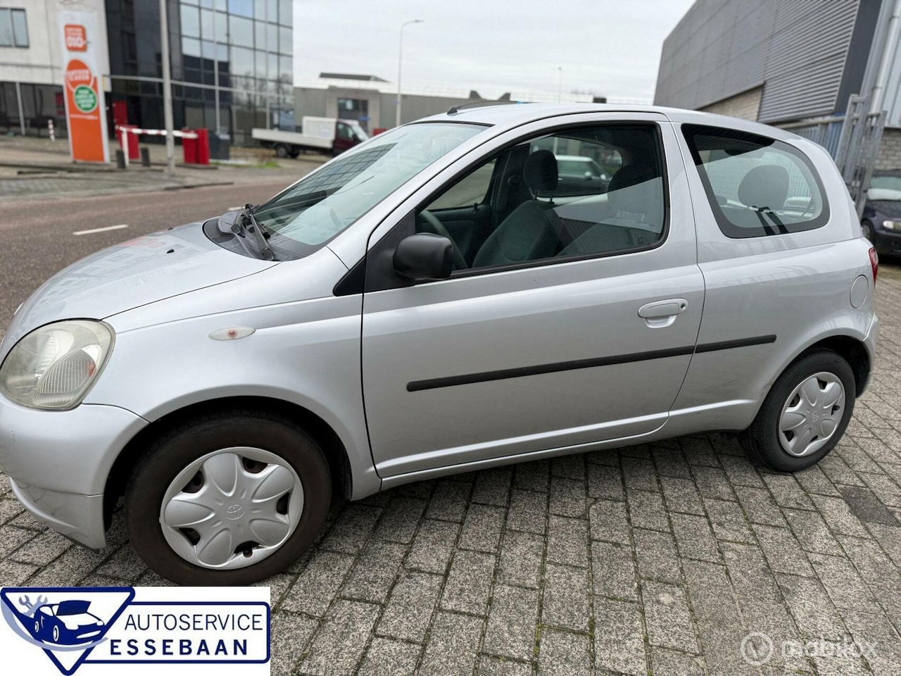 Toyota Yaris - 1.3-16V VVT-i Sol 1.3-16V VVT-i Sol - AutoWereld.nl