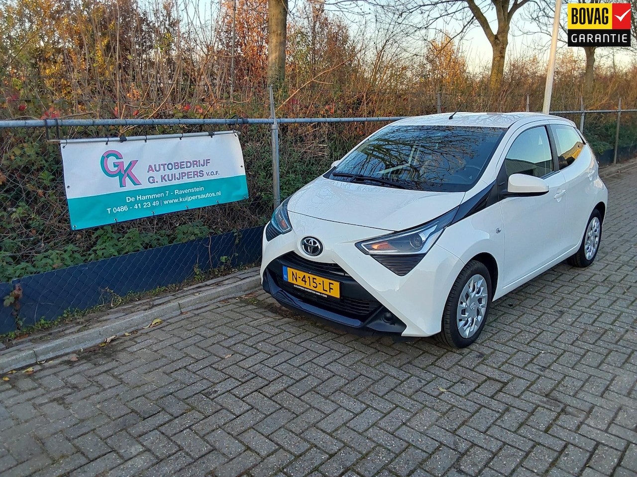 Toyota Aygo - 1.0 VVT-i x-play 1.0 VVT-i x-play - AutoWereld.nl