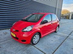 Toyota Aygo - 1.0-12V Now Airco Bj:2011 NAP