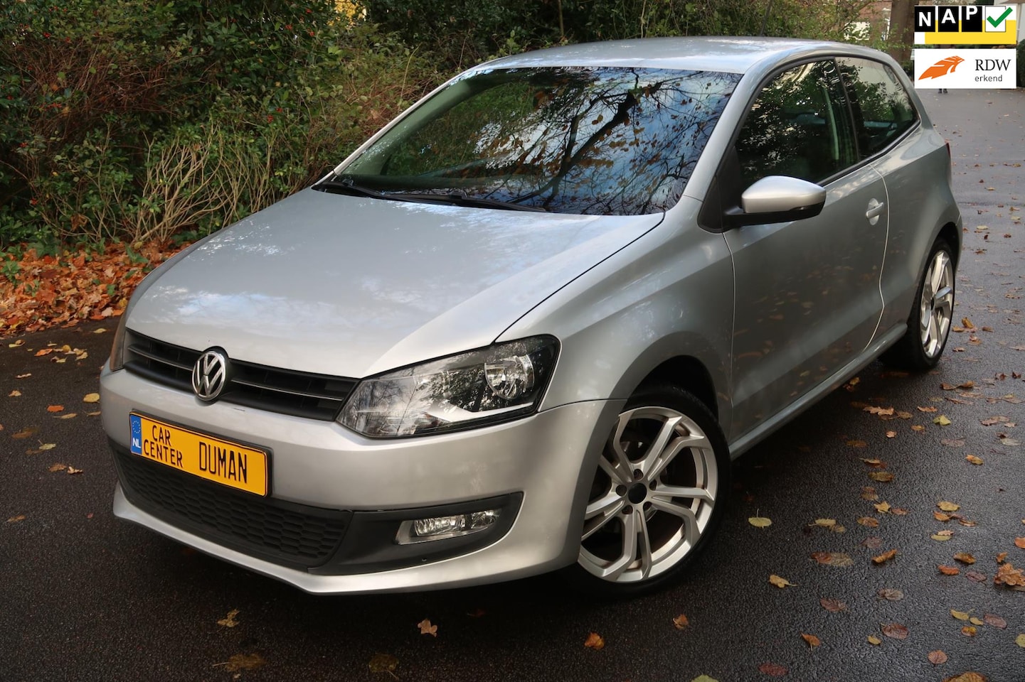 Volkswagen Polo - 1.4 16V Comfortline DSG AIRCO CARPLAY PDC - AutoWereld.nl