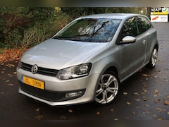 Volkswagen Polo - 1.4 16V Comfortline DSG AIRCO CARPLAY PDC