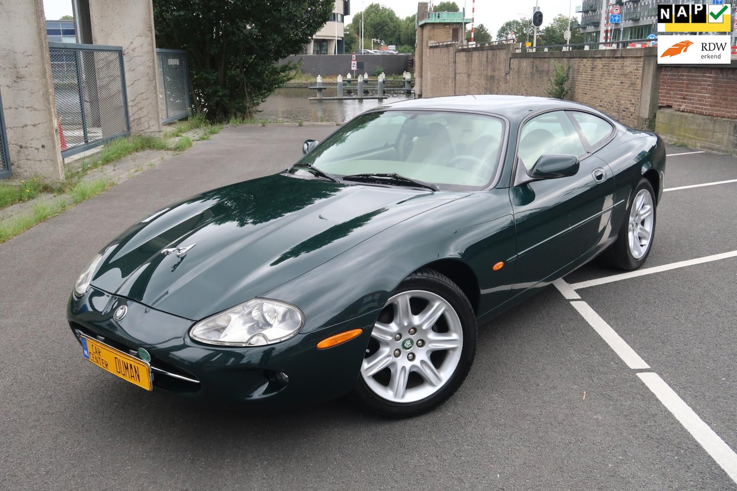 Jaguar XK8 - 4.0 V8 Coupé NAP Clima British Racing Green - AutoWereld.nl