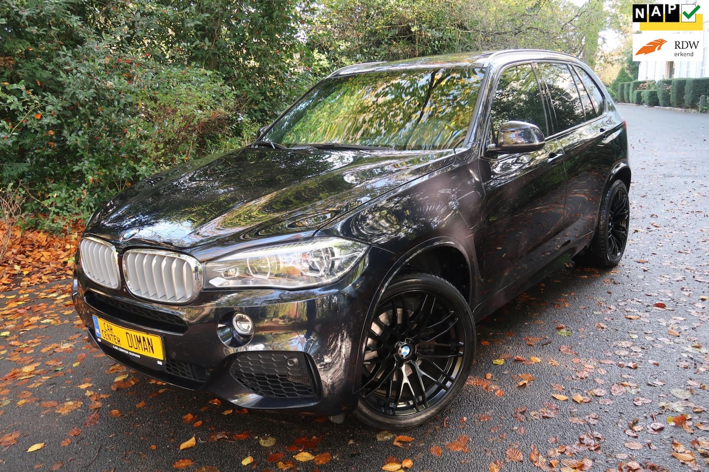 BMW X5 - XDrive40e iPerformance M Sport Edition HUD Pano 360camera Terkhaak - AutoWereld.nl