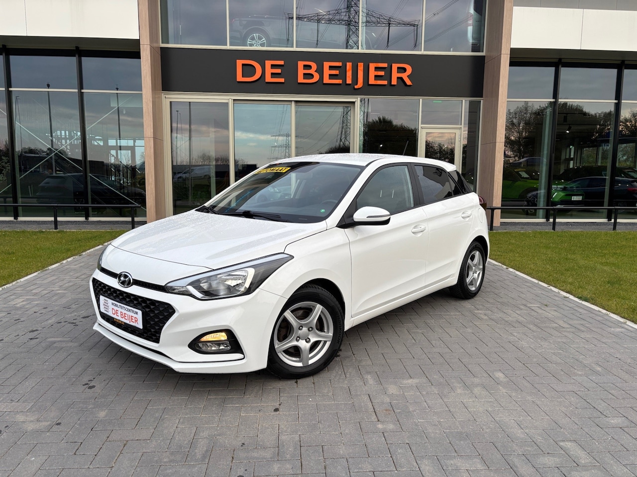 Hyundai i20 - 1.0 T-GDI Premium Automaat I Navi I Airco I - AutoWereld.nl