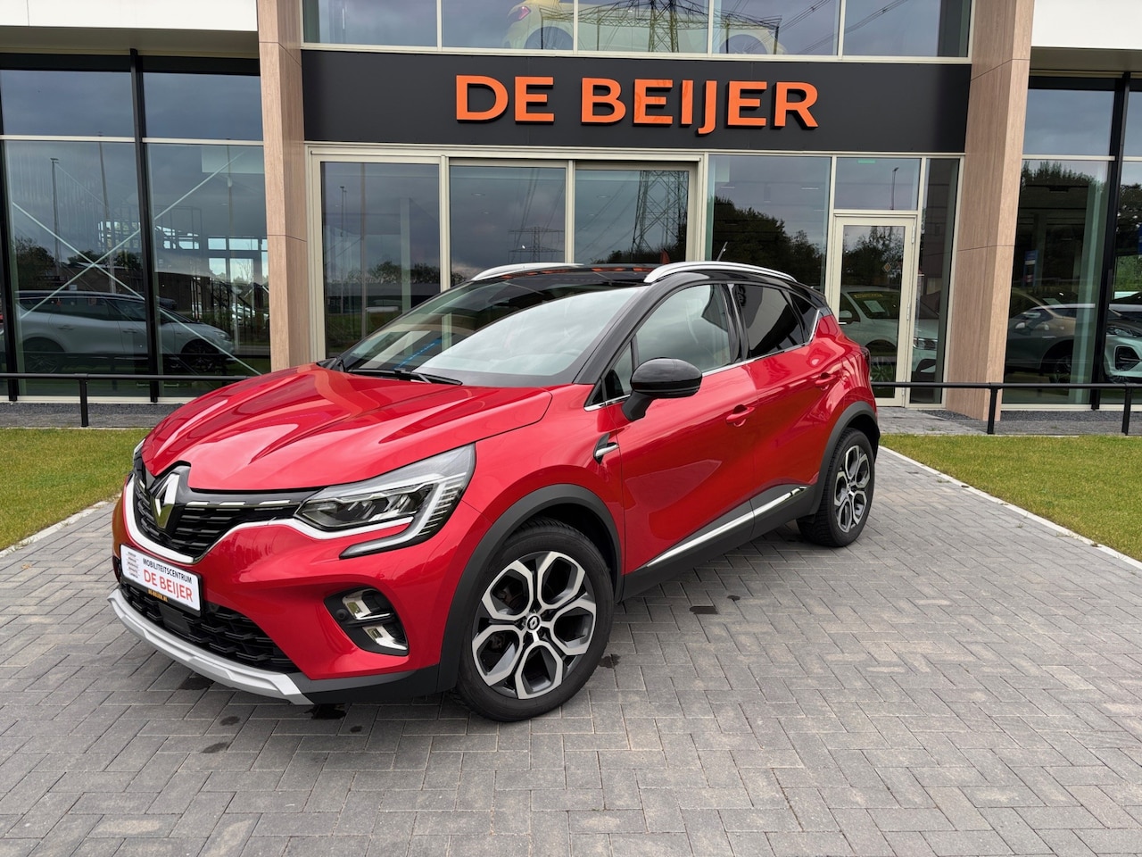 Renault Captur - 1.3 TCe 140 Intens Automaat I Camera I Navi I - AutoWereld.nl