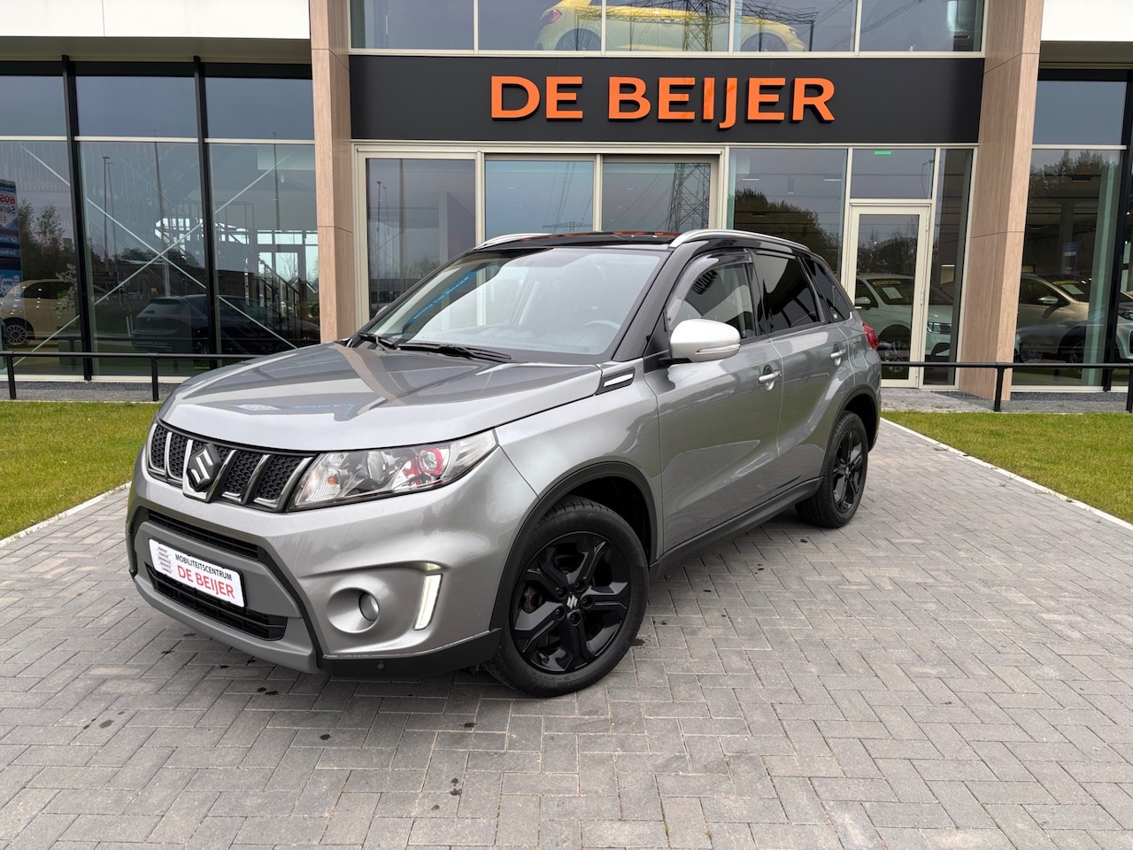 Suzuki Vitara - 1.4 S Allgrip 141pk Navi I Camera I Carplay - AutoWereld.nl