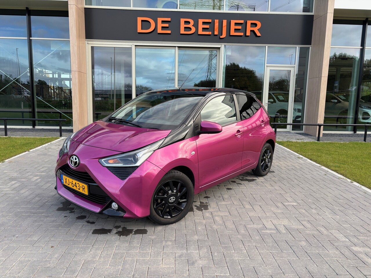 Toyota Aygo - 1.0 VVT-i x-cite Camera I Carplay I Airco - AutoWereld.nl