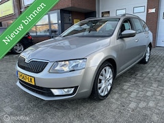 Skoda Octavia Combi - 1.4 TSI Greentech Elegance Businessline