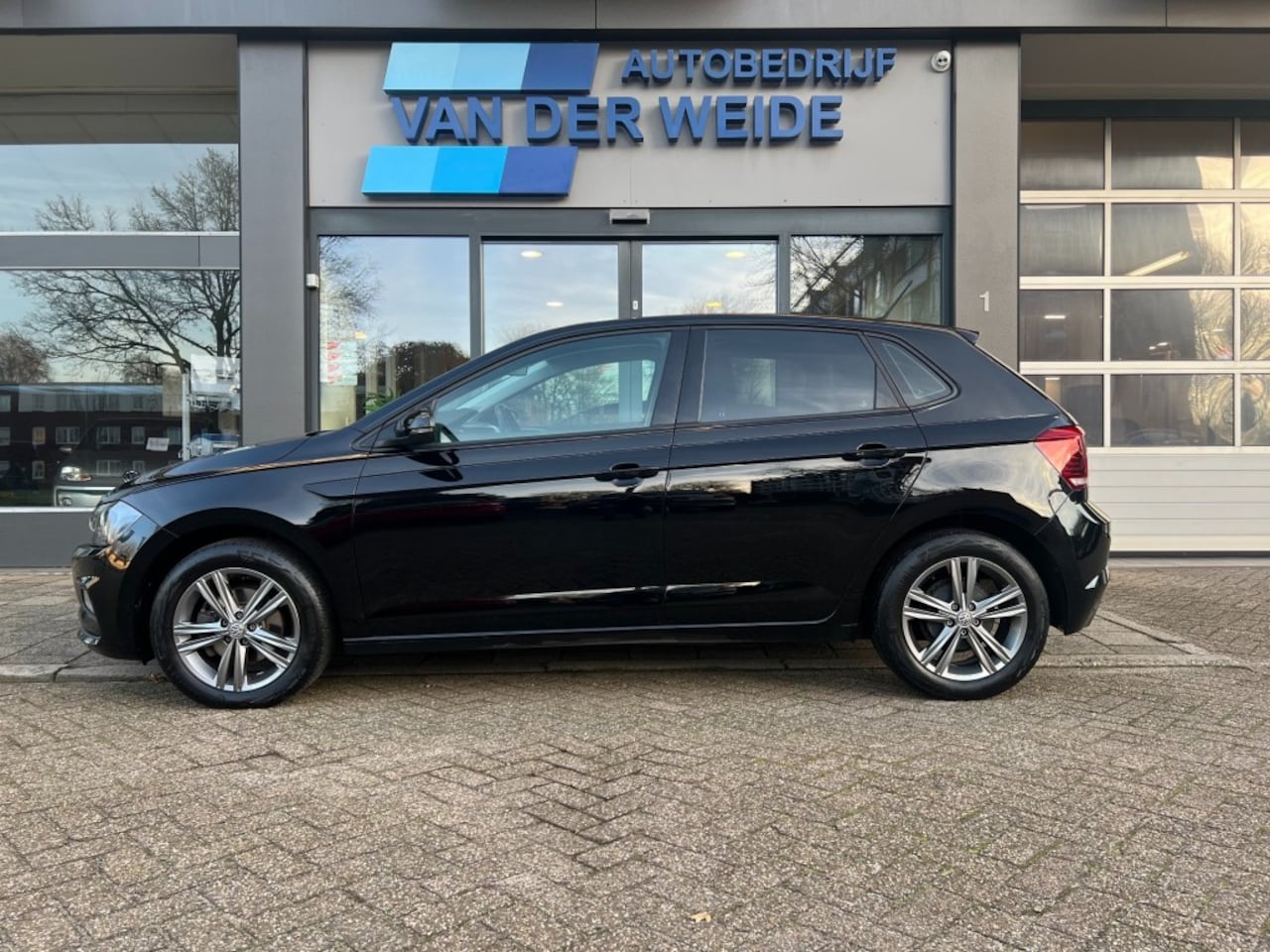 Volkswagen Polo - 1.6 TDI Comfortline 1.6 TDI COMFORTLINE - AutoWereld.nl