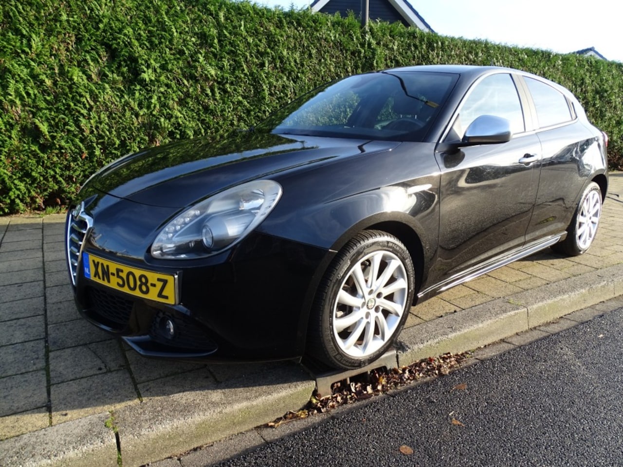 Alfa Romeo Giulietta - 1.4 T DISTI Automaat170 Pk-Clima-Hlf Leer-Cruise-Blth-Pdc - AutoWereld.nl