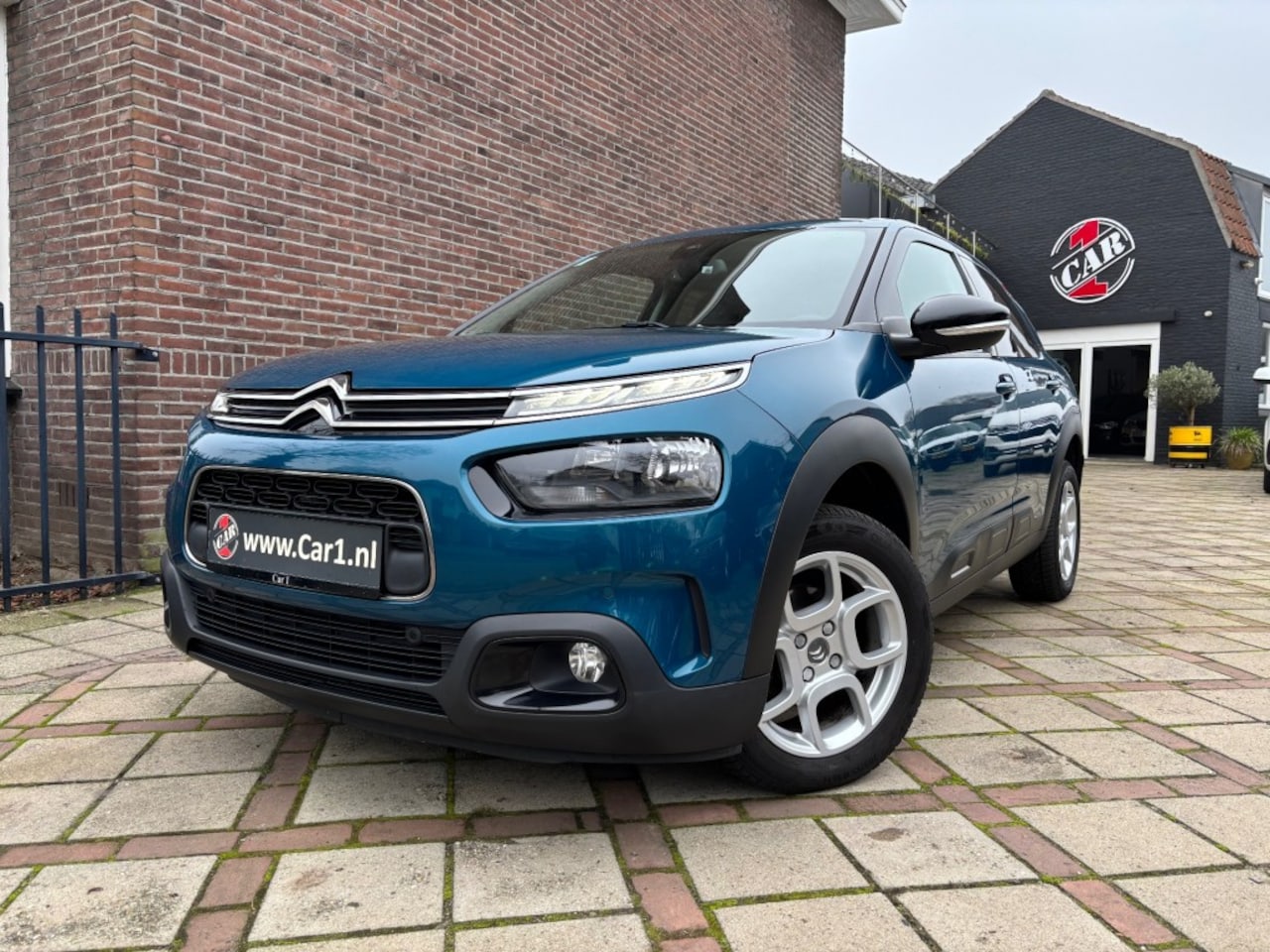 Citroën C4 Cactus - 1.2 PureTech Origins PANO Apple CarPlay CRUISE CAMERA - AutoWereld.nl