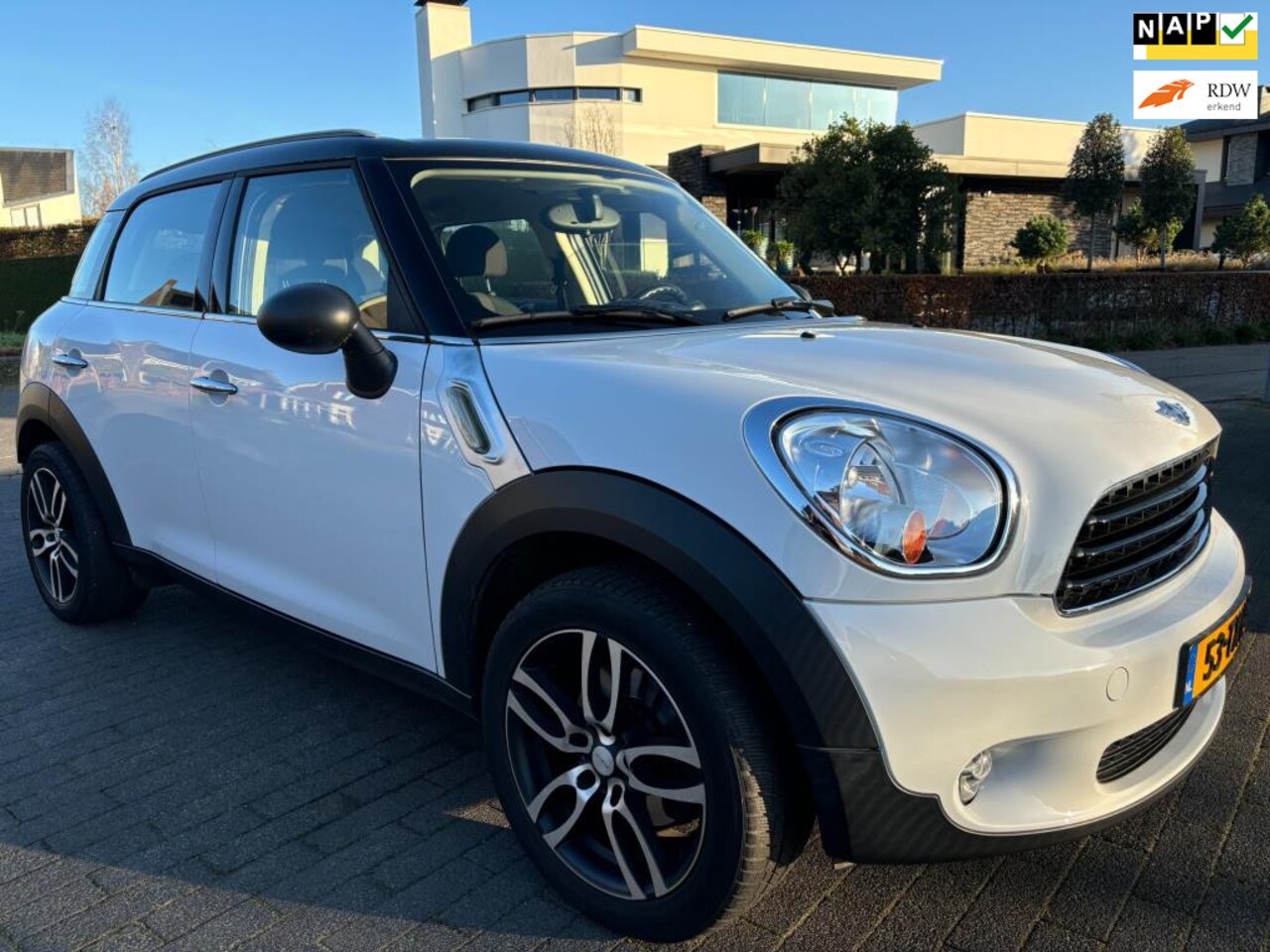 MINI Countryman - Mini 1.6 Business Line nieuwe a.p.k. airco sport velgen - AutoWereld.nl