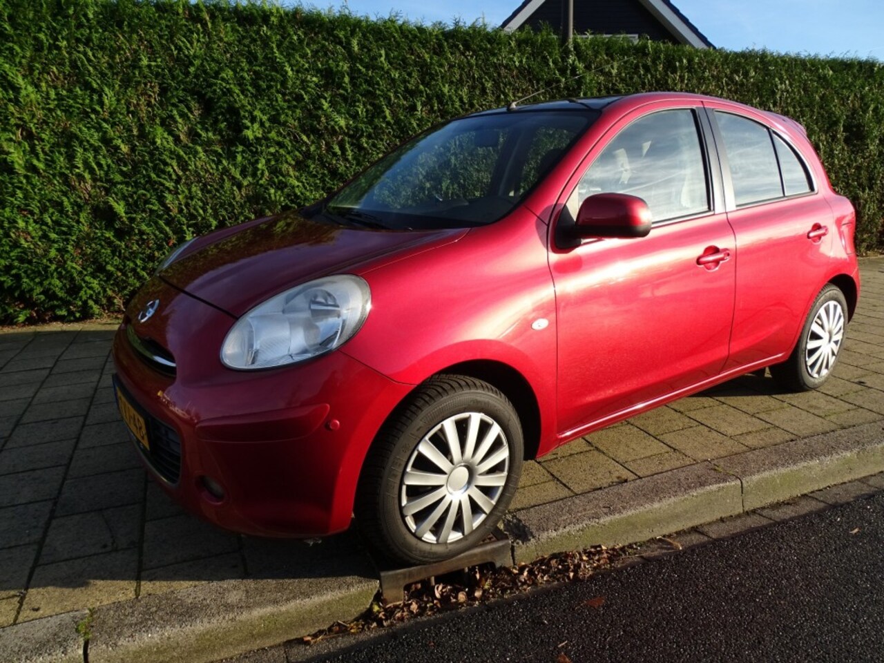 Nissan Micra - 1.2 DIG-S ELLE-Keyless entry-Navi--Clima-Cruise - AutoWereld.nl