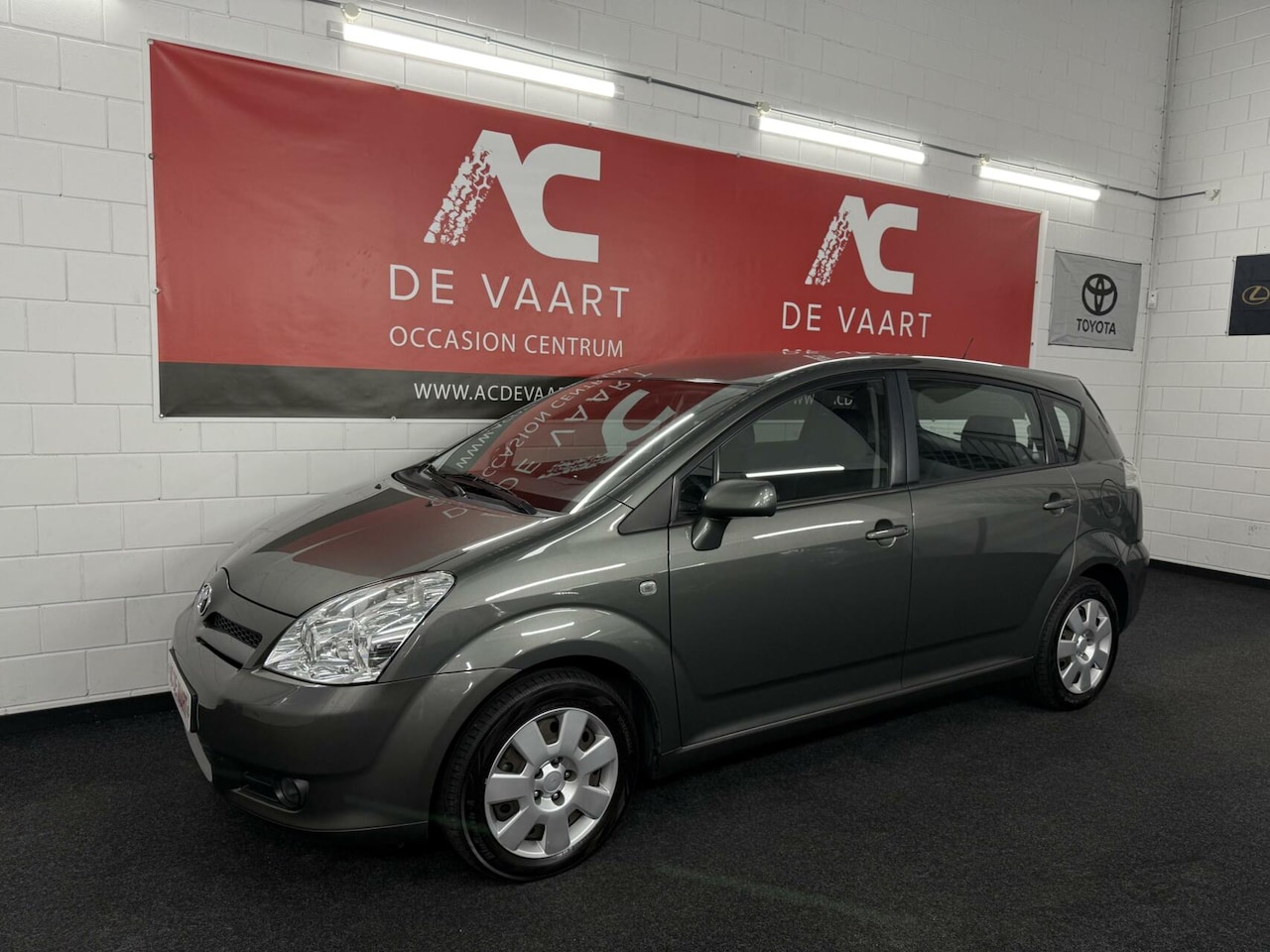 Toyota Verso - 1.8 VVT-i Dynamic - CLIMA/PDC/TREKHAAK/NAP - AutoWereld.nl