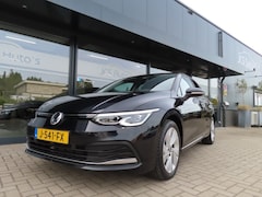 Volkswagen Golf - 1.5 eTSI Style Ecc Led Camera Pano 2020