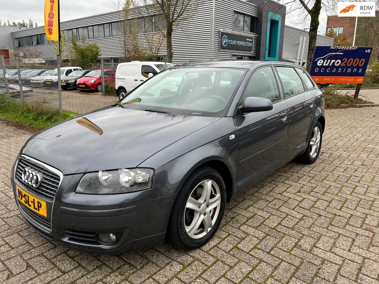 Audi A3 Sportback - 2.0 TDI Attraction - TREKHAAK - 5 DEURS ! - AutoWereld.nl