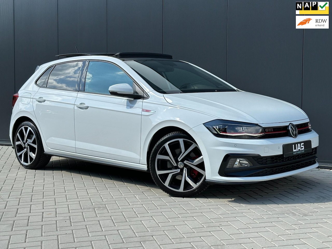 Volkswagen Polo - 2.0 TSI GTI | DSG | PANO | Virtual dash | Achteruitcamera | Dealer onderhouden | Carplay | - AutoWereld.nl