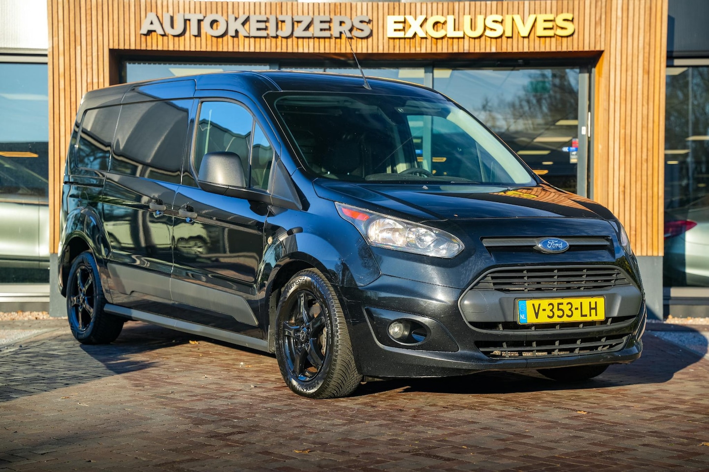 Ford Transit Connect - 1.5 TDCI L2 Trend Camera Navigatie - AutoWereld.nl