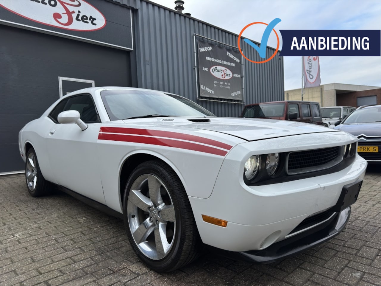 Dodge Challenger - 5.7 RT V8 Hemi AUT/USA Titel/NW Model. - AutoWereld.nl