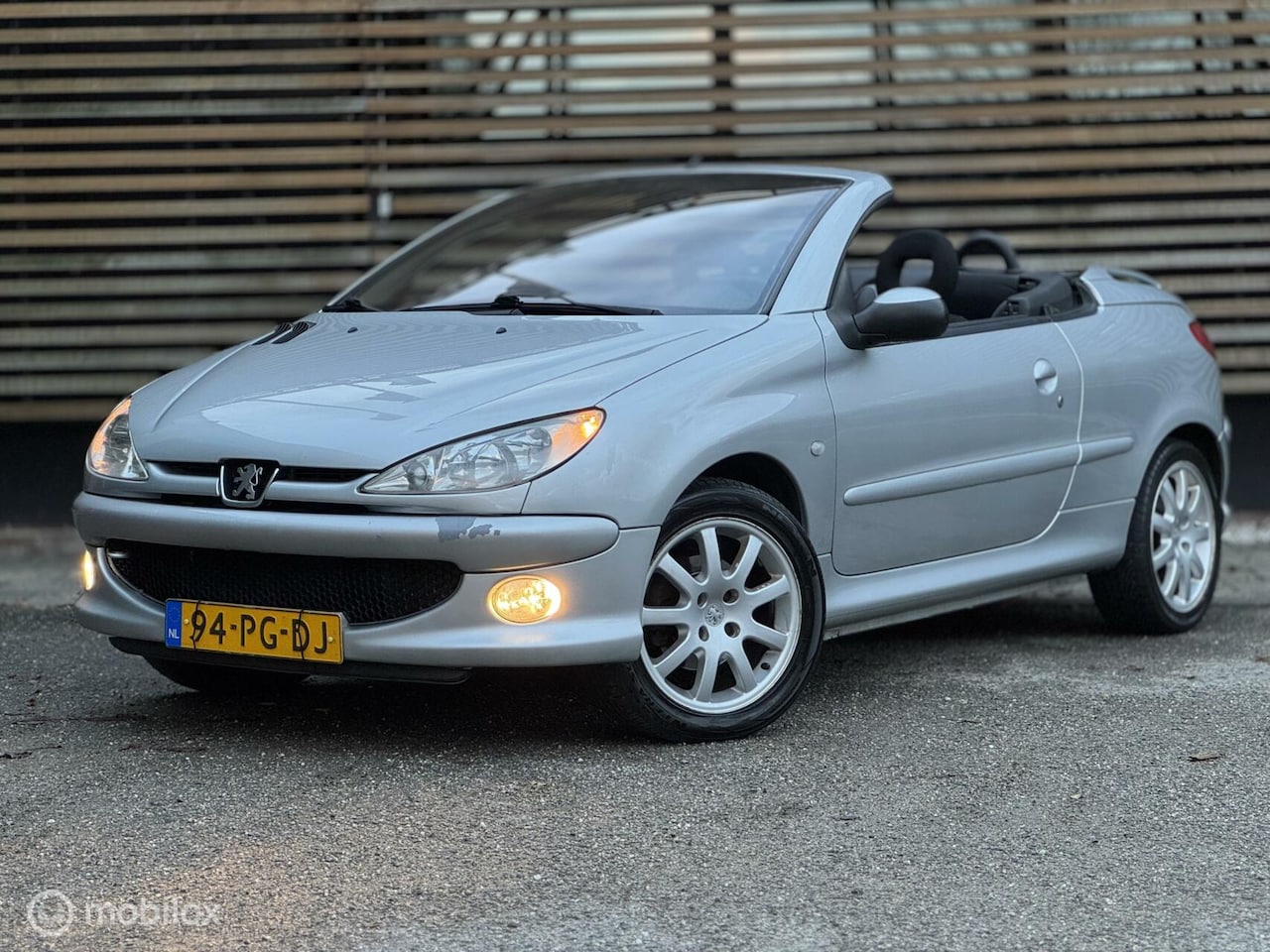 Peugeot 206 CC - 1.6-16V | recent onderhouden | - AutoWereld.nl