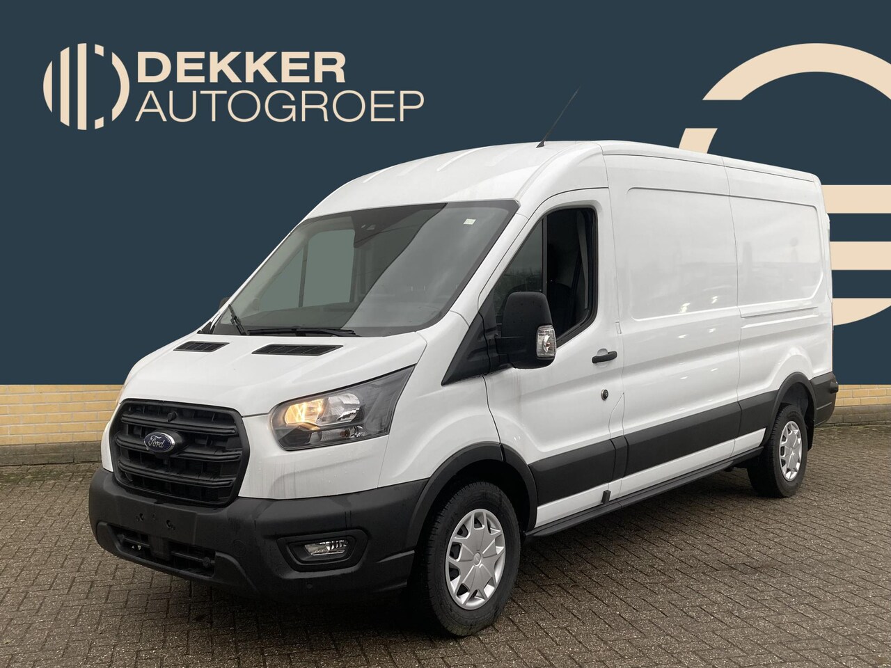 Ford Transit - 350 2.0 TDCI 130pk L3H2 Trend nieuw uit voorraad - AutoWereld.nl