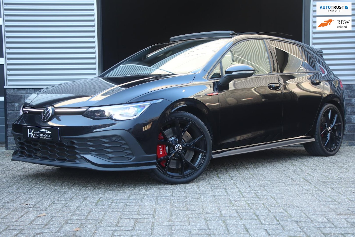 Volkswagen Golf - 2.0 TSI GTI CLUBSPORT Black-edition|DCC|H&K|HUD|IQ-light|Pano|Keyless - AutoWereld.nl