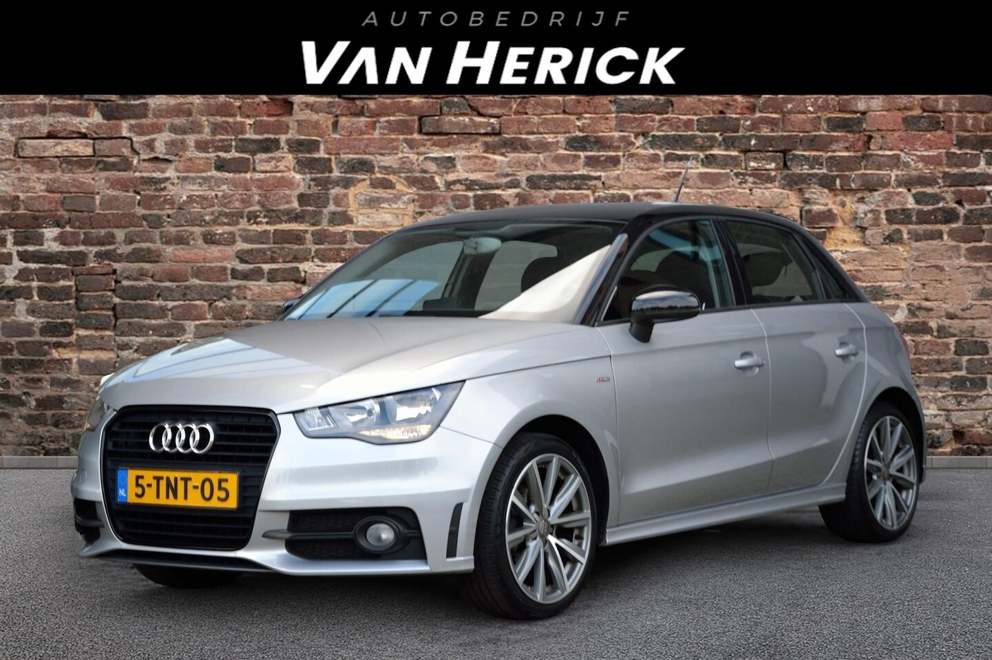 Audi A1 Sportback - 1.2 TFSI Admired 5-Deurs | Cruise | Navi | Airco - AutoWereld.nl