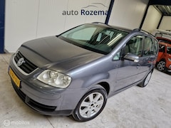 Volkswagen Touran - 1.6-16V FSI Athene Airco Navi Haak