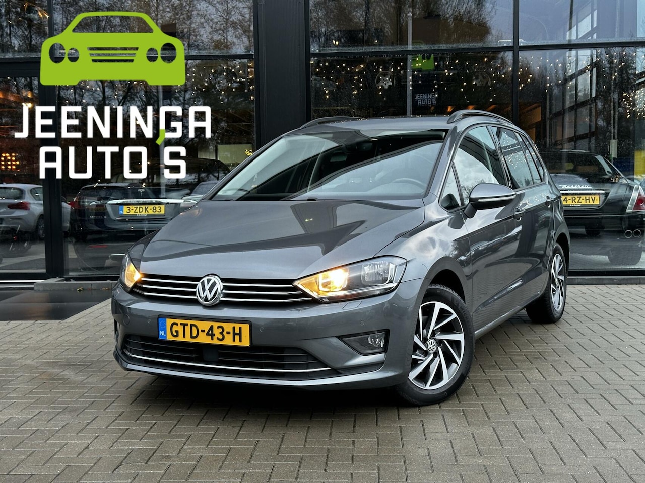 Volkswagen Golf Sportsvan - 1.4 TSI Highline Business | Navi | PDC v+a - AutoWereld.nl