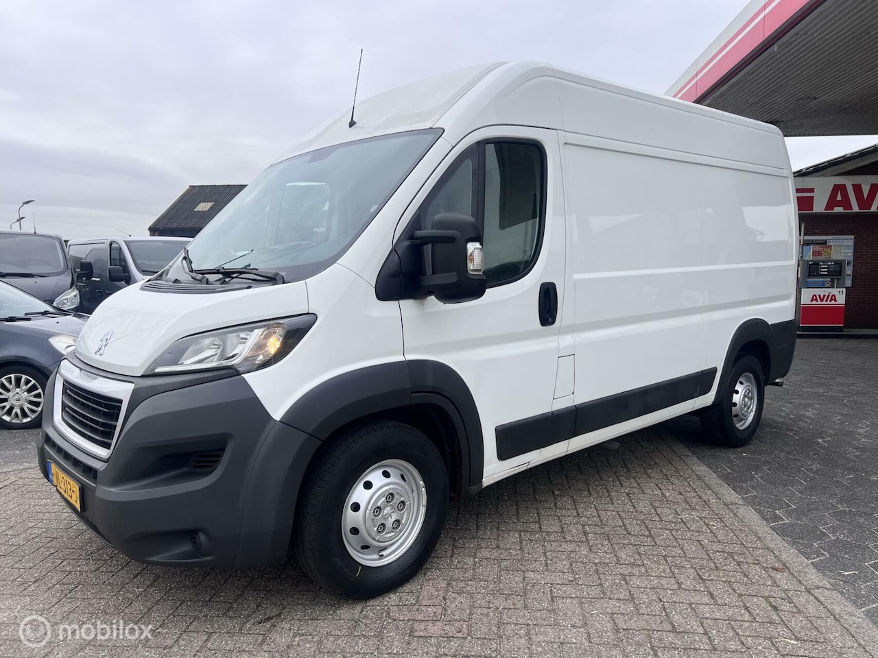 Peugeot Boxer - Bestel 335 2.2 HDI L2H1 XR DC - AutoWereld.nl