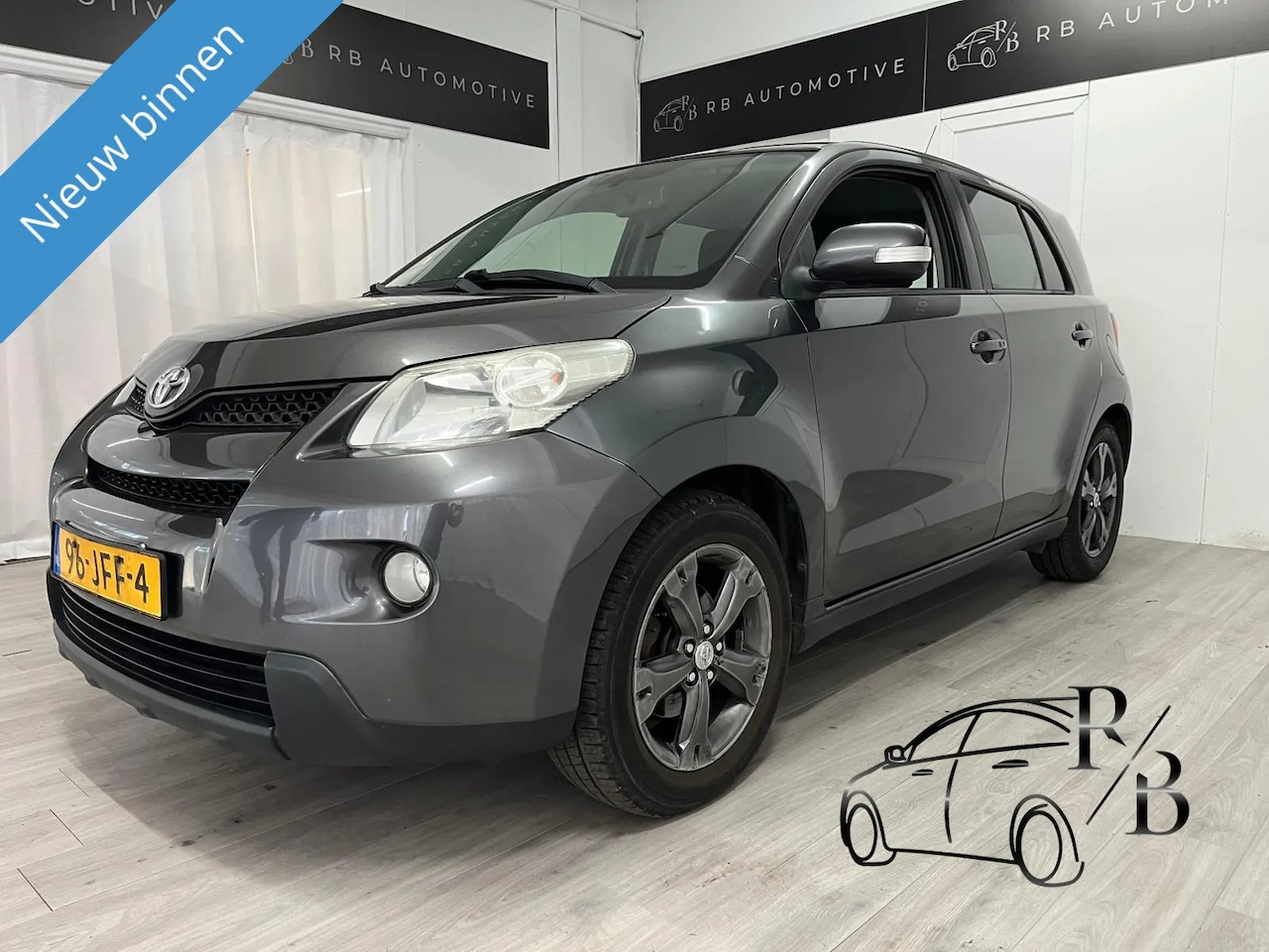 Toyota Urban Cruiser - 1.3 VVT-i Dynamic 1.3 VVT-i Dynamic - AutoWereld.nl