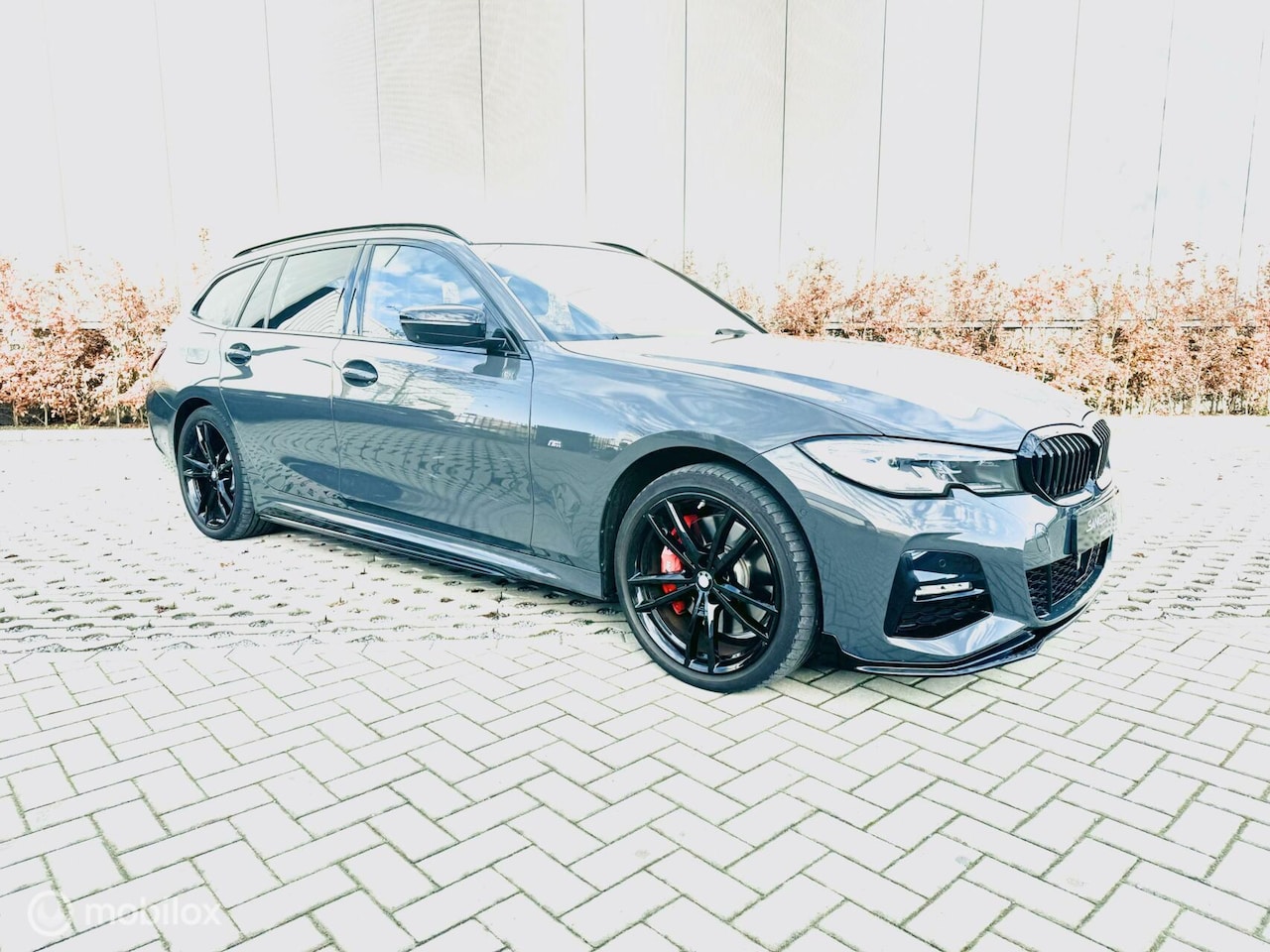 BMW 3-serie Touring - 330e xDrive/Head Up/360/Laser/Pano/M - AutoWereld.nl