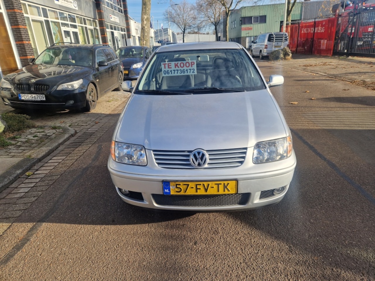 Volkswagen Polo - 1.4-16V Comfortline 1.4-16V Comfortline - AutoWereld.nl