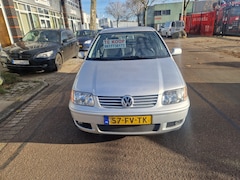 Volkswagen Polo - 1.4-16V Comfortline