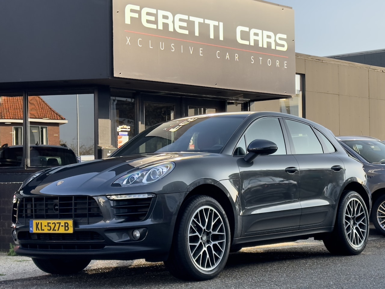 Porsche Macan - 2.0 AUT7 TURBO 252PK LEDER NAVI CAMERA LUCHTVERING LED LMV PDC - AutoWereld.nl