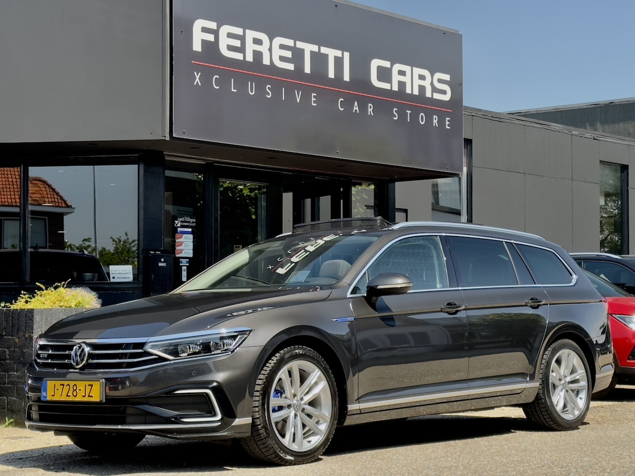 Volkswagen Passat Variant - 1.4 TSI AUT7 PHEV GTE BUSINESS. PANODAK NAVI CAMERA VIRTUAL-DASH HEADUPP APPLE-CARPLAY LED - AutoWereld.nl