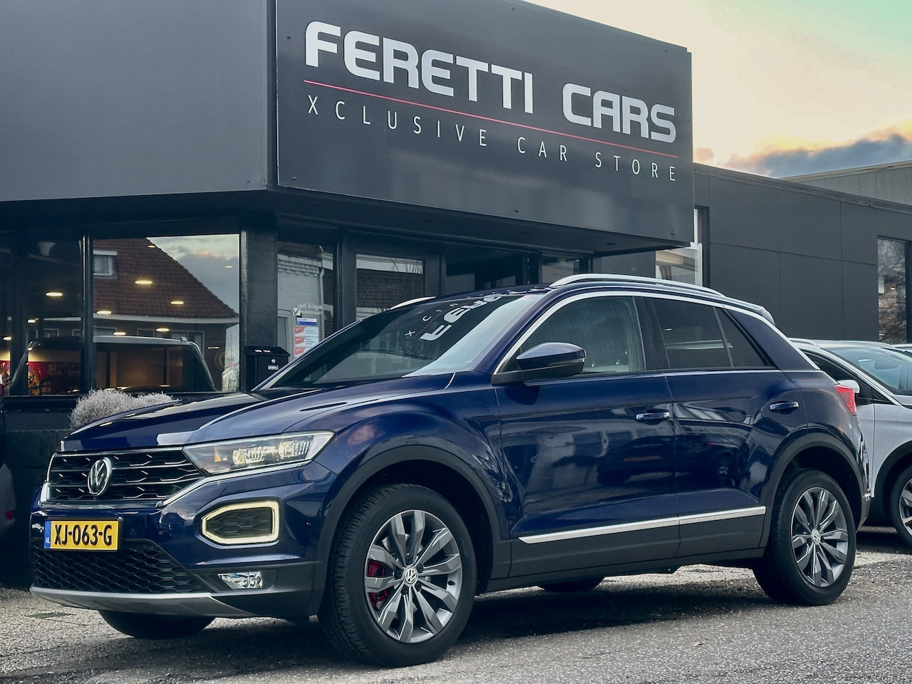 Volkswagen T-Roc - 1.0 TSI SPORT NAVI AIRCO APPLE-CARPLAY PARKPILOT LED LMV PDC - AutoWereld.nl